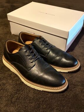 Tommy Hilfiger Oxford Comfort Dress Shoes